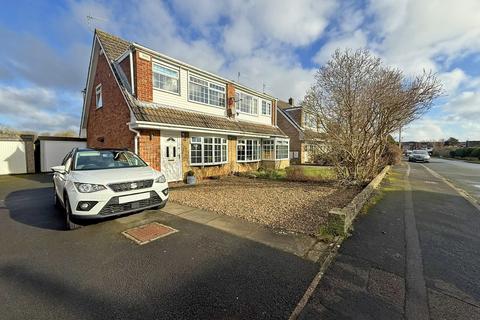 Chantry Drive, Scarborough YO13 3 bed semi