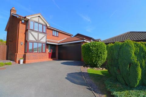 Fox Walk, Walsall 3 bed detached house for sale