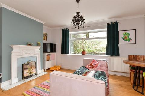 Rotherfield Crescent, Hollingbury... 3 bed semi