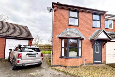 Chestnut Close, Lower Moor 3 bed semi