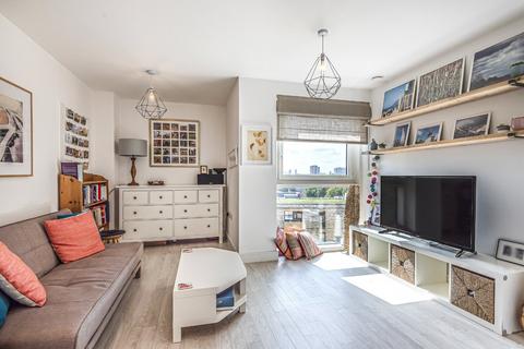Yeoman Street, Greenland Place, SE8 1 bed apartment for sale