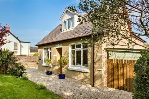 Beulah, Newcastle Emlyn 4 bed detached bungalow for sale