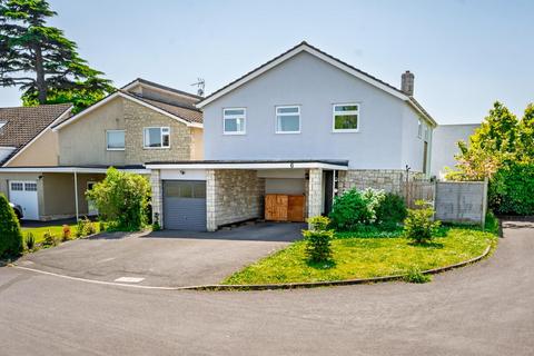 Substantial family home in highly... 4 bed detached house for sale