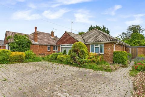 Freshfields Close, Lancing 2 bed detached bungalow for sale