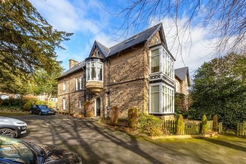 Collegiate Crescent, Broomhall... 3 bed apartment for sale