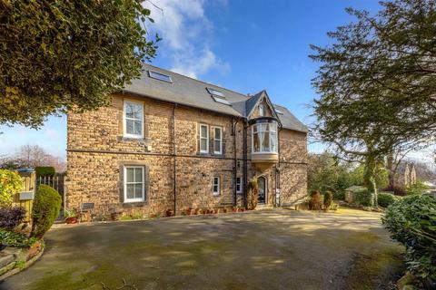 Collegiate Crescent, Broomhall... 3 bed apartment for sale