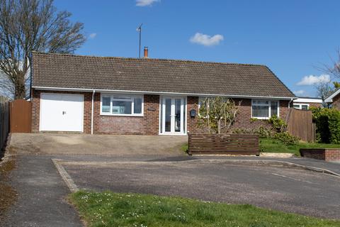 Markall Close, Cheriton, Alresford 4 bed detached bungalow for sale