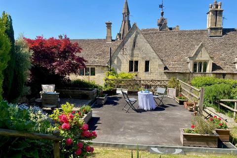 Stanley Park, Selsley, Stroud 3 bed cottage for sale