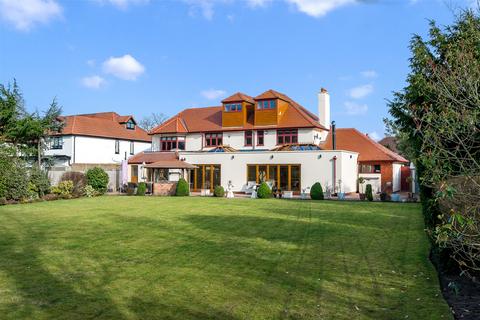 Far Moss Road, Blundellsands, L23 4 bed detached house for sale