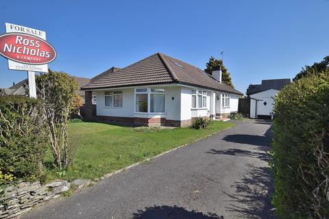 Crossmead Avenue, New Milton... 3 bed detached bungalow for sale