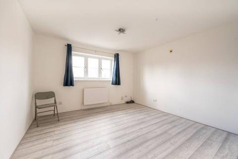 Chobham Road, Maryland, London, E15 2 bed flat for sale