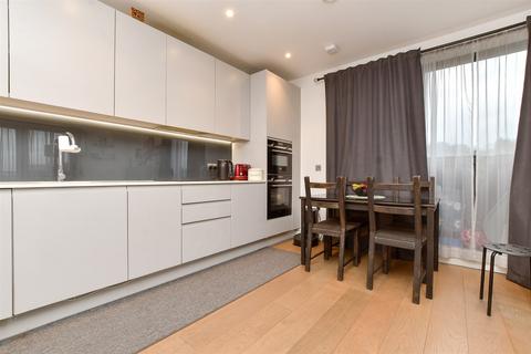 Leaden Hill, Coulsdon, Surrey 1 bed apartment for sale