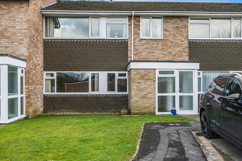 Dragons Hill Court, Keynsham, Bristol 2 bed flat for sale