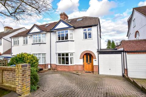 Osbourne Avenue, Kings Langley, WD4 4 bed semi