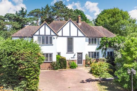Oakwood Close, Chislehurst 5 bed detached house for sale