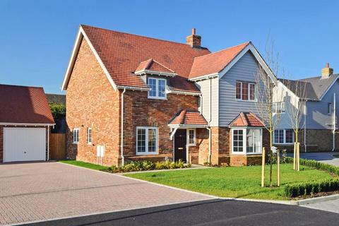 Little Orchard Close, St. Nicholas At... 4 bed detached house for sale