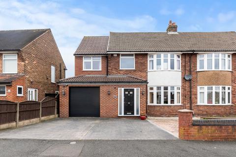 Walmesley Road, Eccleston, WA10 4 bed semi