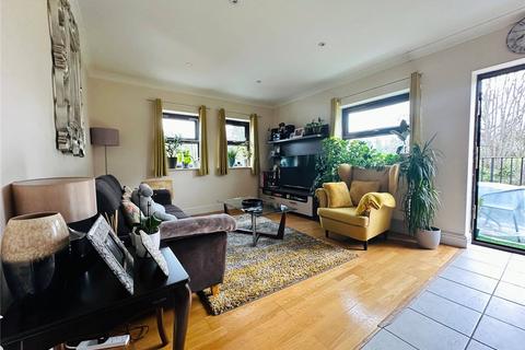 Carswell Road, London, SE6 2 bed flat for sale