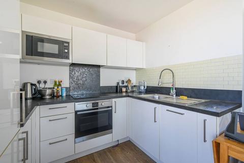 Bramwell Way, Silvertown, London, E16 1 bed flat for sale