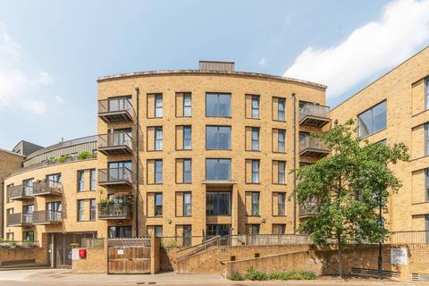 Connersville Way, Purley Way... 1 bed flat for sale