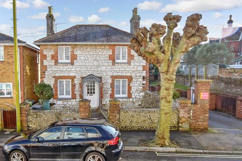 Melville Street, Sandown, Isle of Wight 2 bed detached house for sale