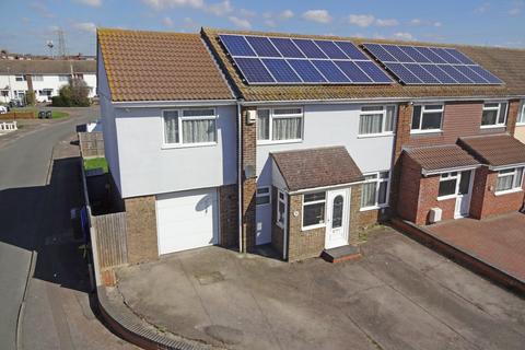Old Barn Way, West Sussex BN42 4 bed semi