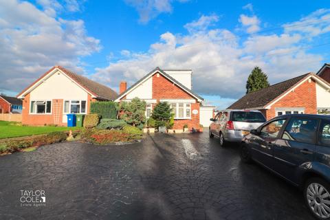 Wigford Road, Dosthill 2 bed detached bungalow for sale