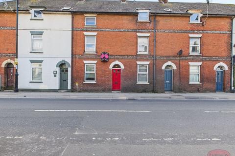 Bargates, Christchurch 4 bed townhouse for sale