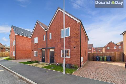 Daffodil Street, Stafford ST17 3 bed semi