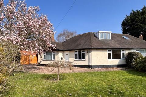 Main Street, Pinvin 4 bed bungalow for sale