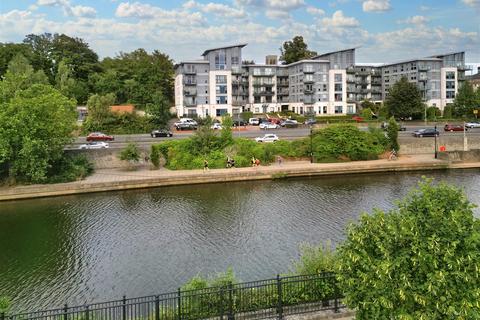 Mckenzie Court, Maidstone 2 bed apartment for sale