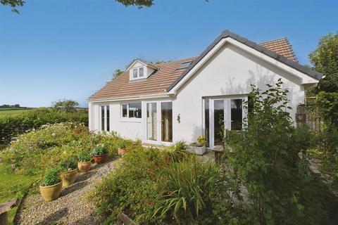 Caemorgan Road, Cardigan 3 bed detached bungalow for sale