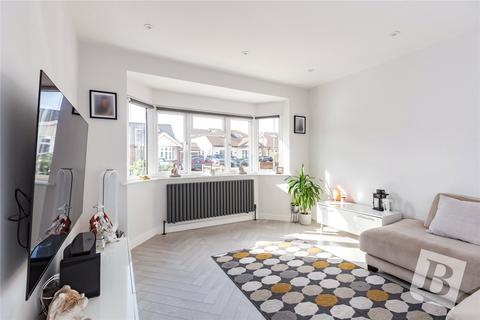 Argyle Gardens, Upminster, RM14 3 bed semi