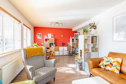 The Quadrant, Hertfordshire AL4 3 bed apartment for sale