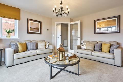 4 bed detached house