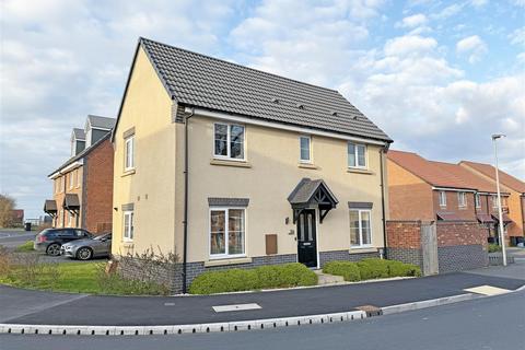Holland Drive, Preston Street... 3 bed semi