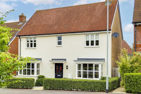 Aldridge Way, Buntingford 4 bed detached house for sale