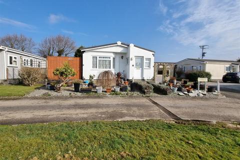 Congdons Shop, Launceston 2 bed park home for sale