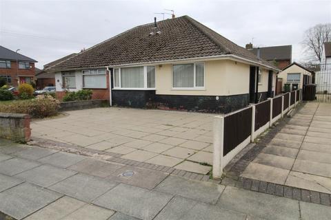 2 bedroom semi-detached bungalow for sale