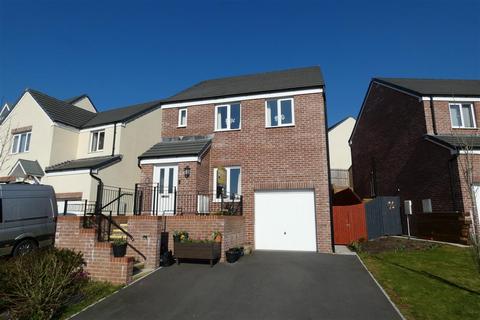 Yeoman Avenue, Haverfordwest 3 bed detached house for sale