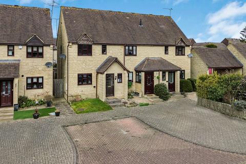 Michaels Mead, Cirencester... 3 bed end of terrace house for sale