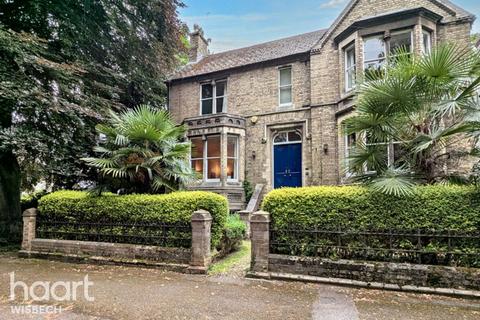 Park Avenue, Wisbech 5 bed detached house for sale