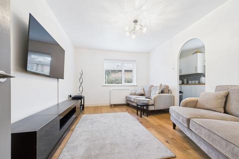 Coneygree Road, Peterborough, PE2 1 bed flat for sale
