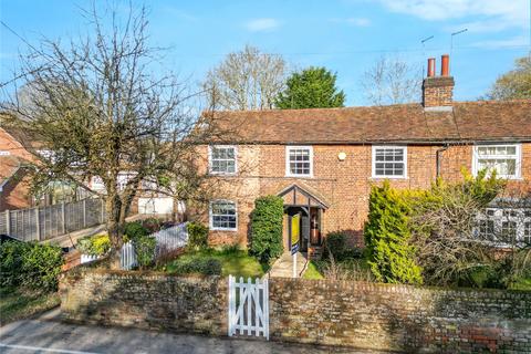 Mill Green Road, Mill Green... 2 bed semi