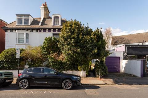 Clifton Road, Brighton 7 bed house for sale