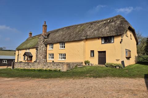 Cullompton EX15 6 bed detached house for sale