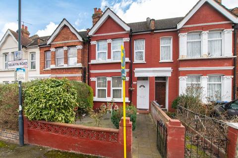 Selwyn Road, Harlesden, London, NW10 3 bed terraced house for sale