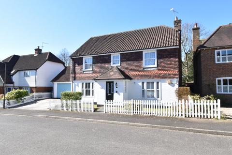 Downlands, Harrietsham, ME17 5 bed detached house for sale