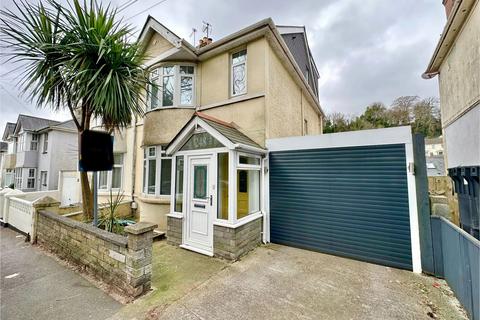 Teignmouth Road, Torquay, TQ1 4RW 4 bed semi