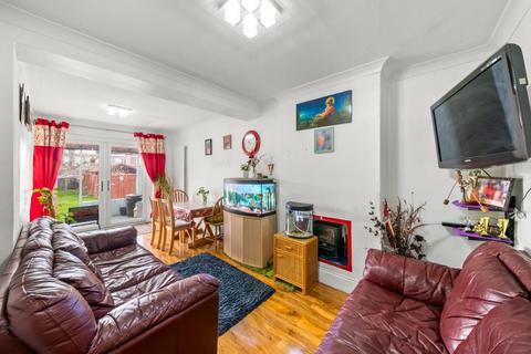 Balmoral Drive, Hayes, UB4 0AA 3 bed house for sale
